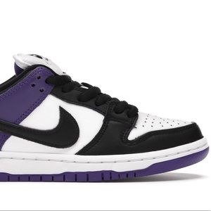 Nike SB Dunk Low Court Purple Boys 6, Woman’s 7.5